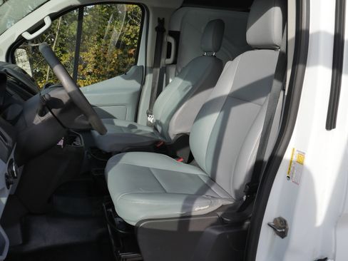 Used 2019 Ford Transit 150 image 27