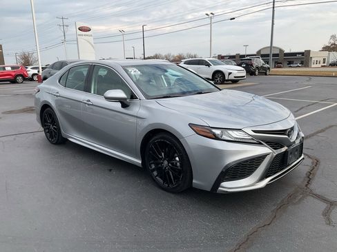 Used 2023 Toyota Camry XSE image 20