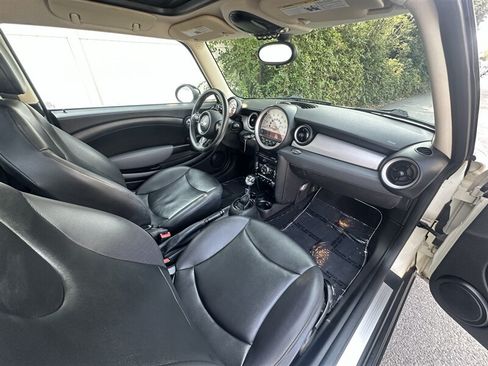 Used 2012 MINI Cooper Hardtop FWD image 6