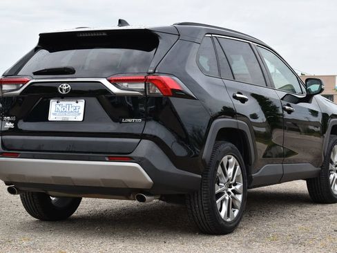 Used 2023 Toyota RAV4 Limited FWD image 7