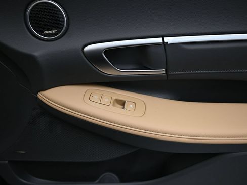 New 2026 Hyundai Sonata Limited FWD image 11