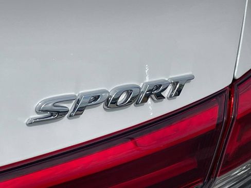 Used 2024 Honda Civic Sport image 17
