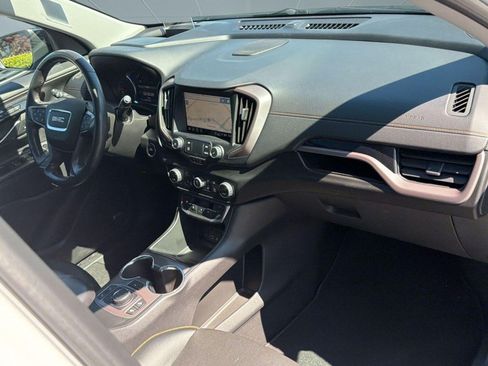 Used 2022 GMC Terrain AT4 w/ Infotainment Package II AWD/4WD image 31