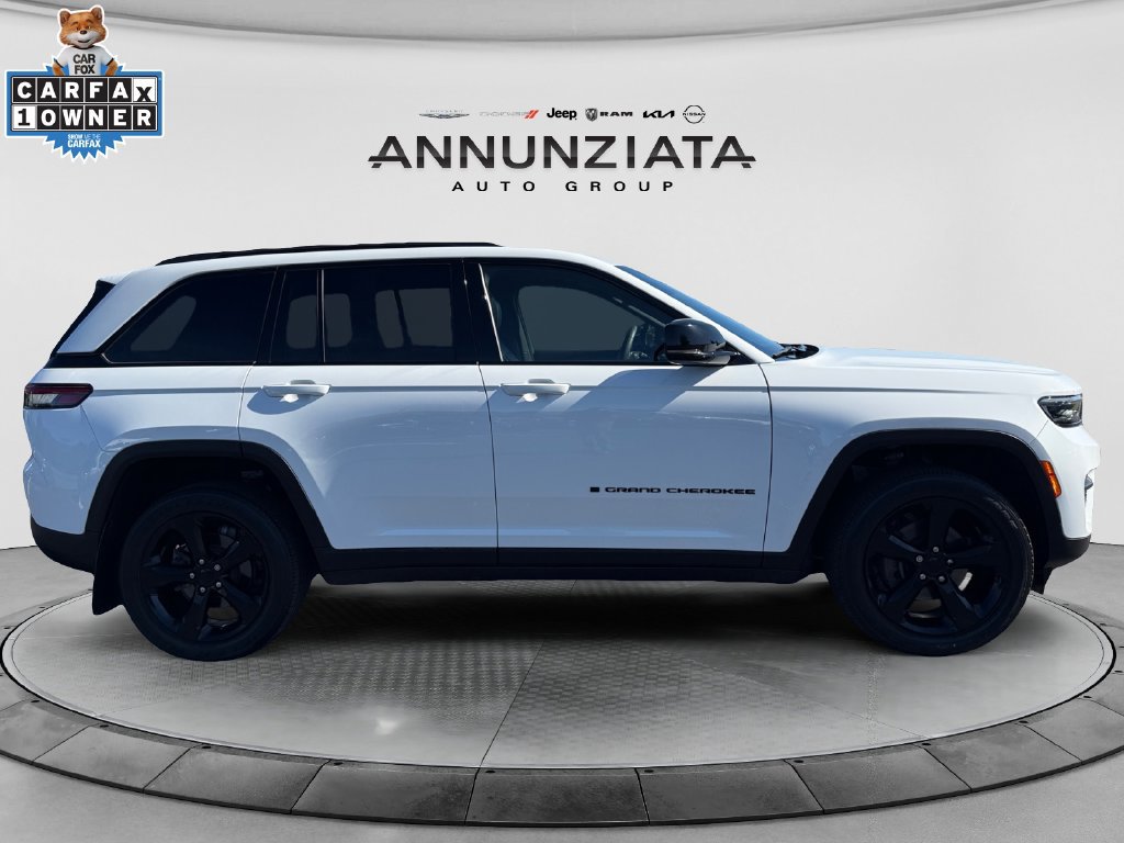 Certified 2023 Jeep Grand Cherokee Altitude AWD/4WD image 6