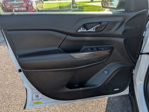 Used 2019 GMC Acadia SLT AWD/4WD image 22