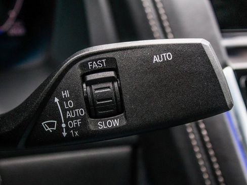 Used 2022 BMW 840i xDrive Convertible w/ Driving Assistance Package image 29