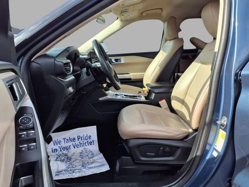 Used 2020 Ford Explorer XLT w/ Equipment Group 202A image 22