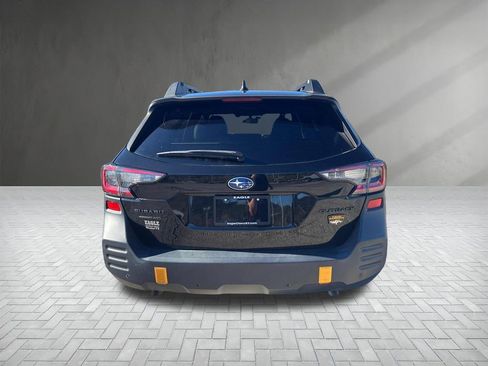Used 2022 Subaru Outback Wilderness w/ Wilderness Package image 4