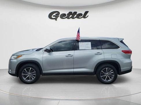 Used 2019 Toyota Highlander XLE image 7
