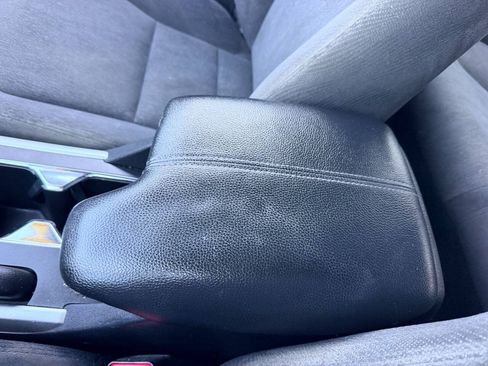 Used 2015 Honda Accord EX image 40