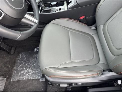 Certified 2025 Hyundai Santa Cruz Limited image 4