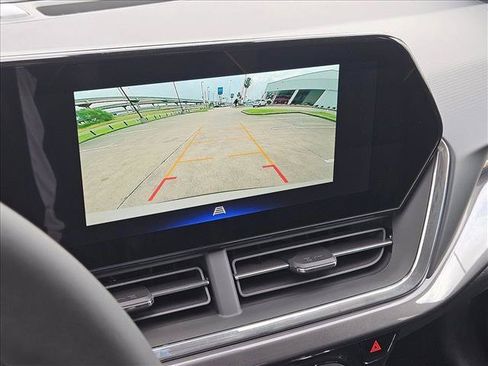 New 2026 Chevrolet Trax ACTIV w/ Sunroof Package FWD image 13