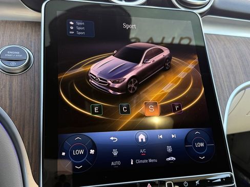 Used 2025 Mercedes-Benz C 300 Sedan image 10