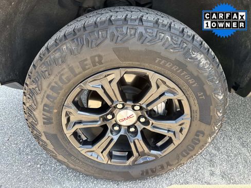 Used 2024 GMC Canyon Elevation w/ Convenience Package RWD image 11