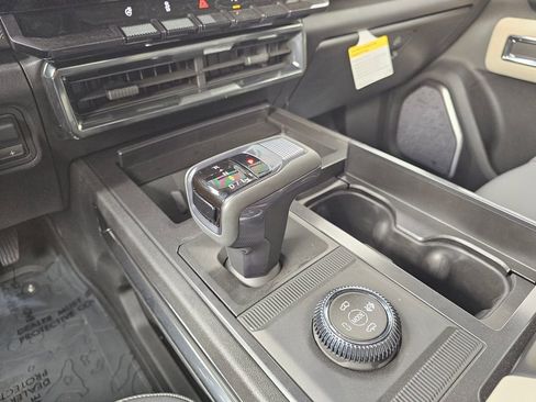 New 2026 GMC Hummer EV 4x4 Crew Cab image 30