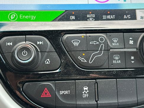 Used 2019 Chevrolet Bolt LT image 29