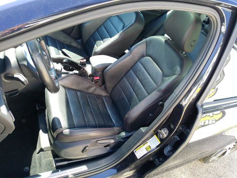 Used 2015 Volkswagen Golf 4-Door FWD image 4
