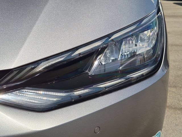 Used 2023 Kia EV6 Wind RWD image 9