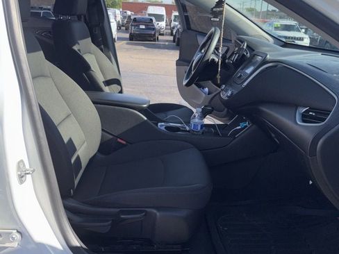 Used 2016 Chevrolet Malibu LS FWD image 10