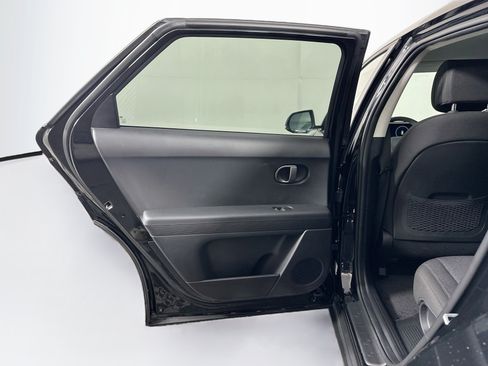 Used 2025 Hyundai Ioniq 5 SE RWD image 24