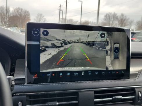 Certified 2024 Lincoln Corsair AWD w/ Equipment Group 101A image 18