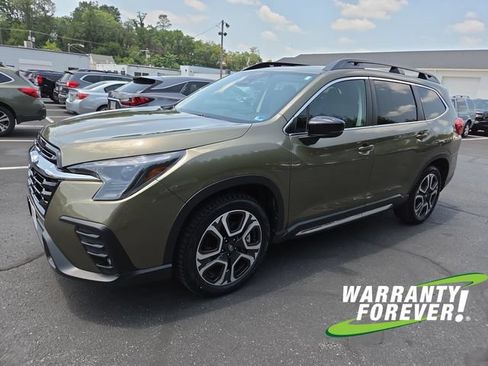 Used 2024 Subaru Ascent Limited w/ Technology Package AWD/4WD image 3