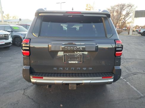 New 2025 Toyota 4Runner Limited image 4