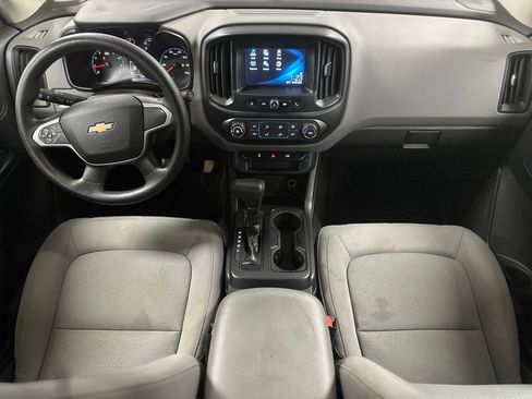 Used 2017 Chevrolet Colorado W/T w/ WT Convenience Package RWD image 3