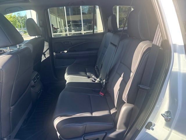 Certified 2024 Honda Passport EX-L image 21