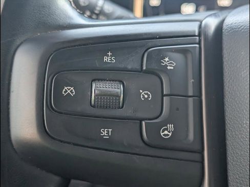 Used 2024 GMC Sierra 2500 AT4 w/ AT4 Premium Plus Package image 18