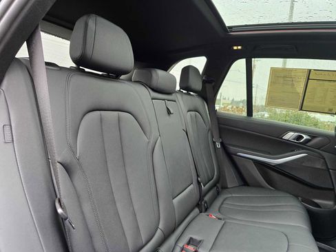 Used 2022 BMW X5 xDrive45e image 14