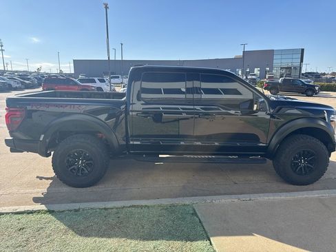 Used 2025 Ford F150 Raptor image 5