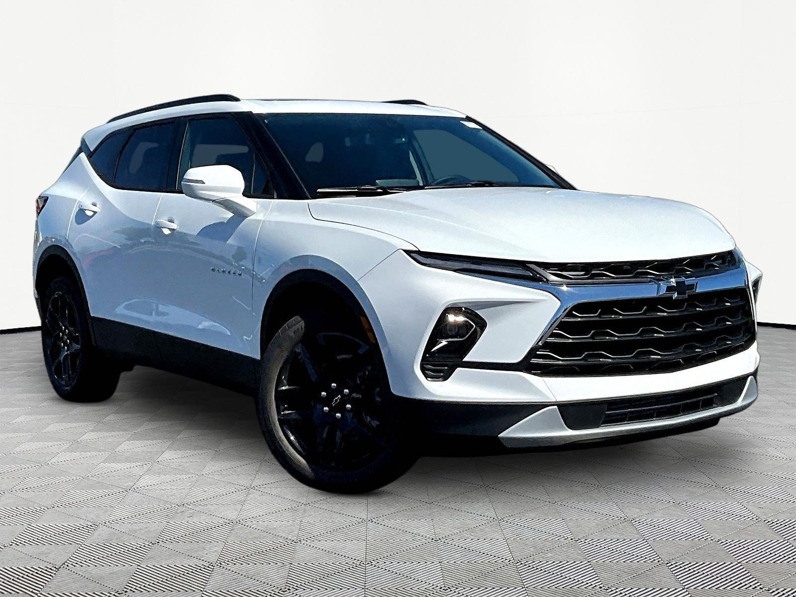 New 2026 Chevrolet Blazer LT FWD image 2