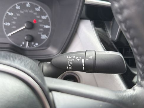 Used 2024 Toyota Corolla SE FWD image 18