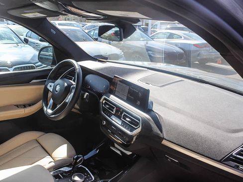 Used 2024 BMW X3 sDrive30i w/ Convenience Package RWD image 15
