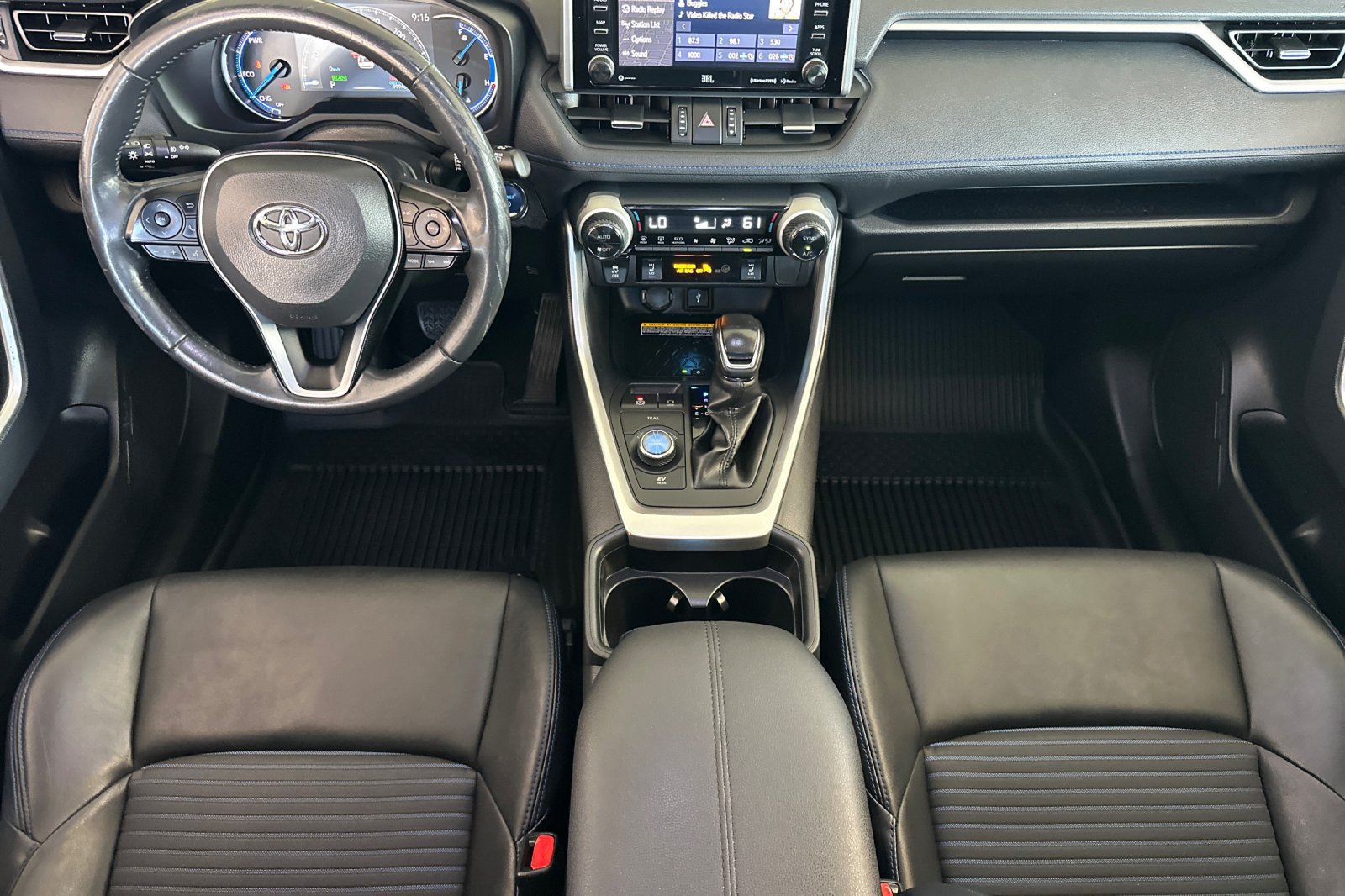 Used 2021 Toyota RAV4 XSE AWD/4WD image 10