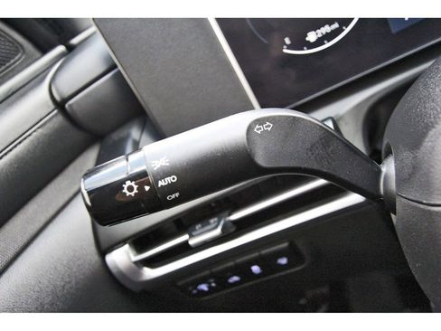 Used 2025 Hyundai Santa Cruz XRT image 17