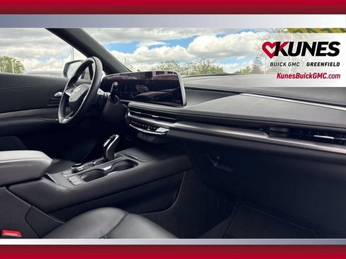 Used 2025 Cadillac XT4 Premium Luxury AWD/4WD image 47