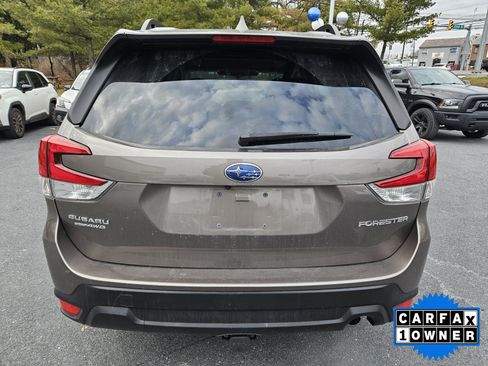 Certified 2023 Subaru Forester Premium image 8