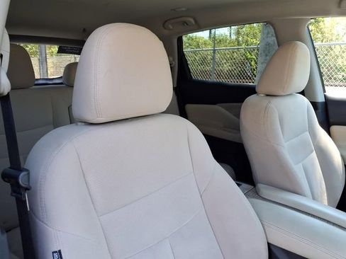 Used 2020 Nissan Murano SV FWD image 11