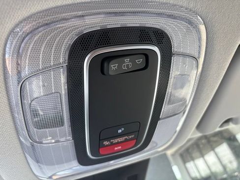 Used 2025 Hyundai Kona SEL AWD/4WD image 12