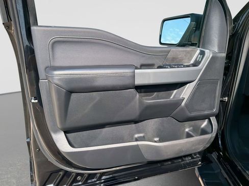 Used 2025 Ford F150 XLT w/ Equipment Group 302A MID AWD/4WD image 19