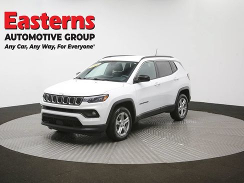 Used 2024 Jeep Compass Latitude AWD/4WD image 55