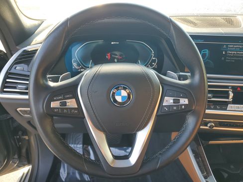 Used 2023 BMW X5 xDrive45e w/ Executive Package image 29