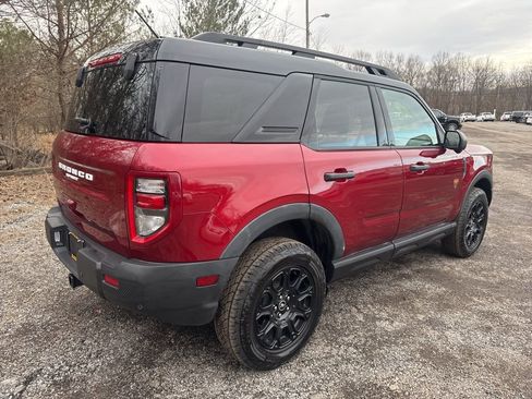 Used 2025 Ford Bronco Sport Badlands image 11