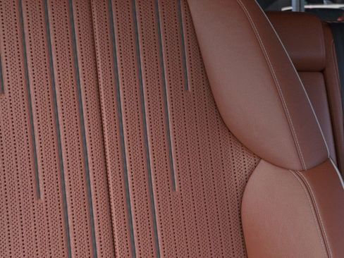 New 2026 Cadillac Optiq Luxury 2 image 21