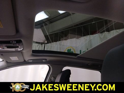 Used 2025 Kia Sportage SX image 23