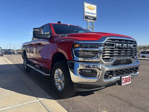 Used 2026 RAM 2500 Big Horn AWD/4WD image 4