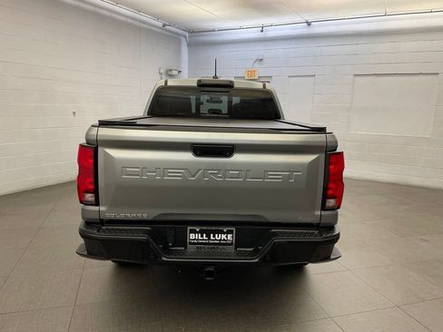 Used 2023 Chevrolet Colorado Z71 w/ Z71 Convenience Package 2 AWD/4WD image 8