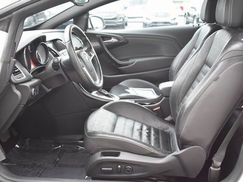 Used 2017 Buick Cascada Premium image 13